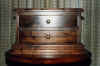 Jewelry_chest01.jpg (63278 bytes)